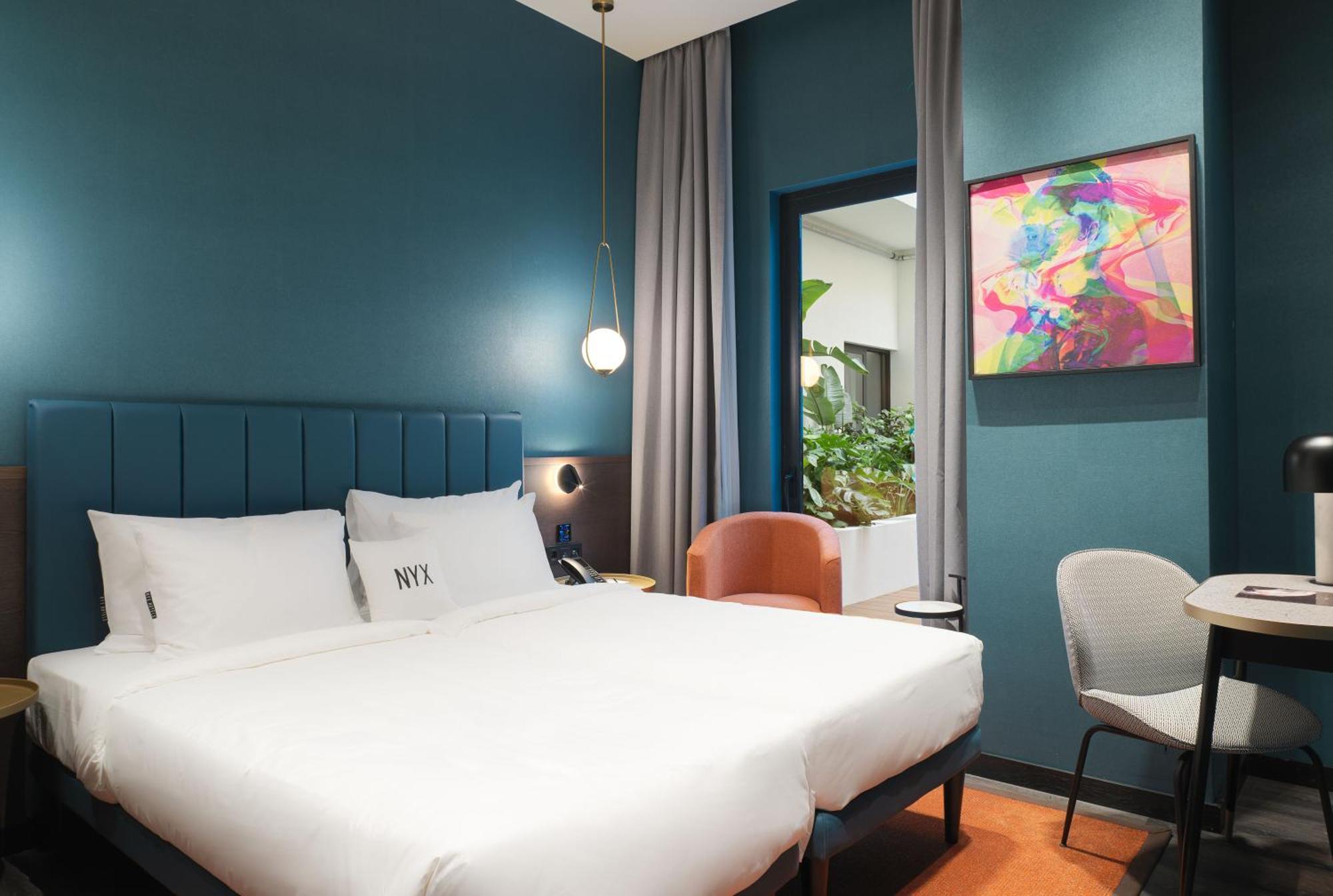 Nyx Esperia Palace Hotel Athens By Leonardo Hotels Room photo A room at the NUXE Hotel