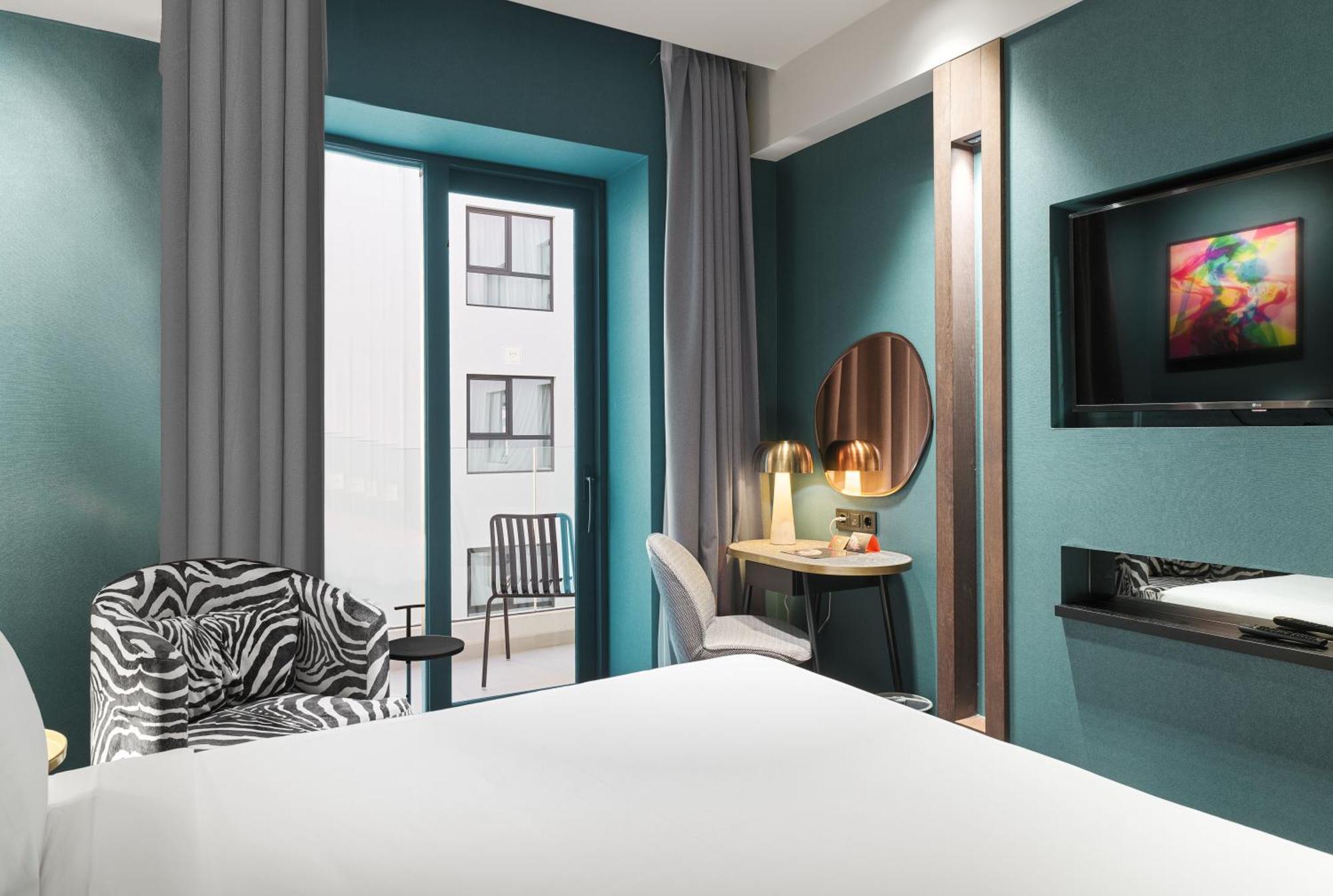 Nyx Esperia Palace Hotel Athens By Leonardo Hotels Room photo A room at the hotel
