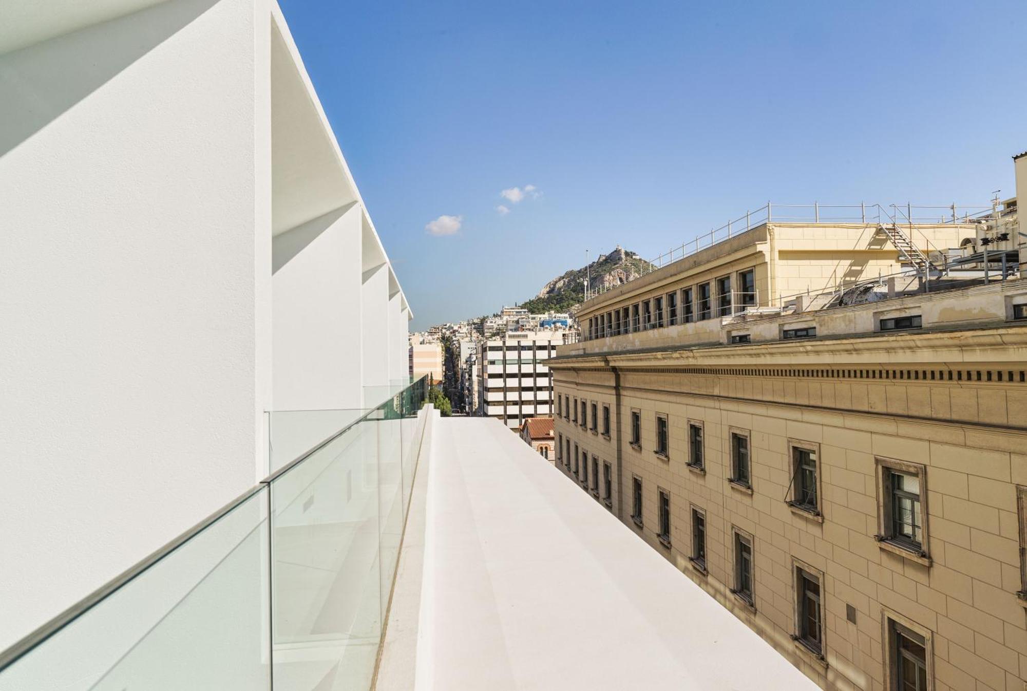 Nyx Esperia Palace Hotel Athens By Leonardo Hotels Room photo View from the rooftop