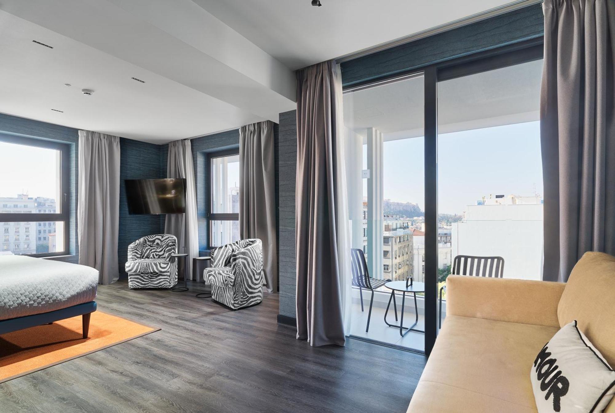 Nyx Esperia Palace Hotel Athens By Leonardo Hotels Room photo Suite